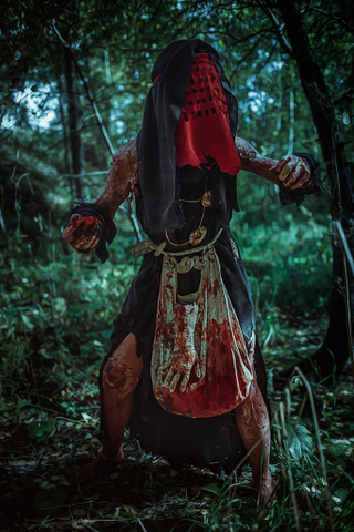 Illustration for article titled Some Pretty Gross Witcher 3 Cosplay